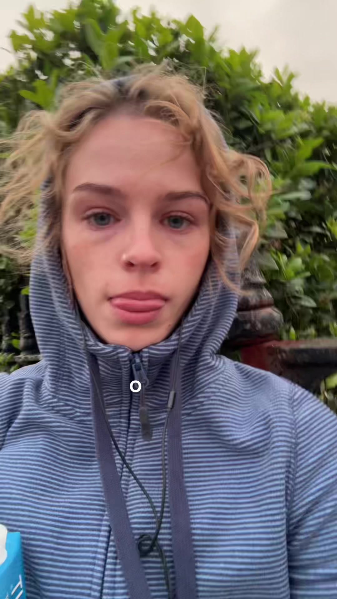 @yeowwww