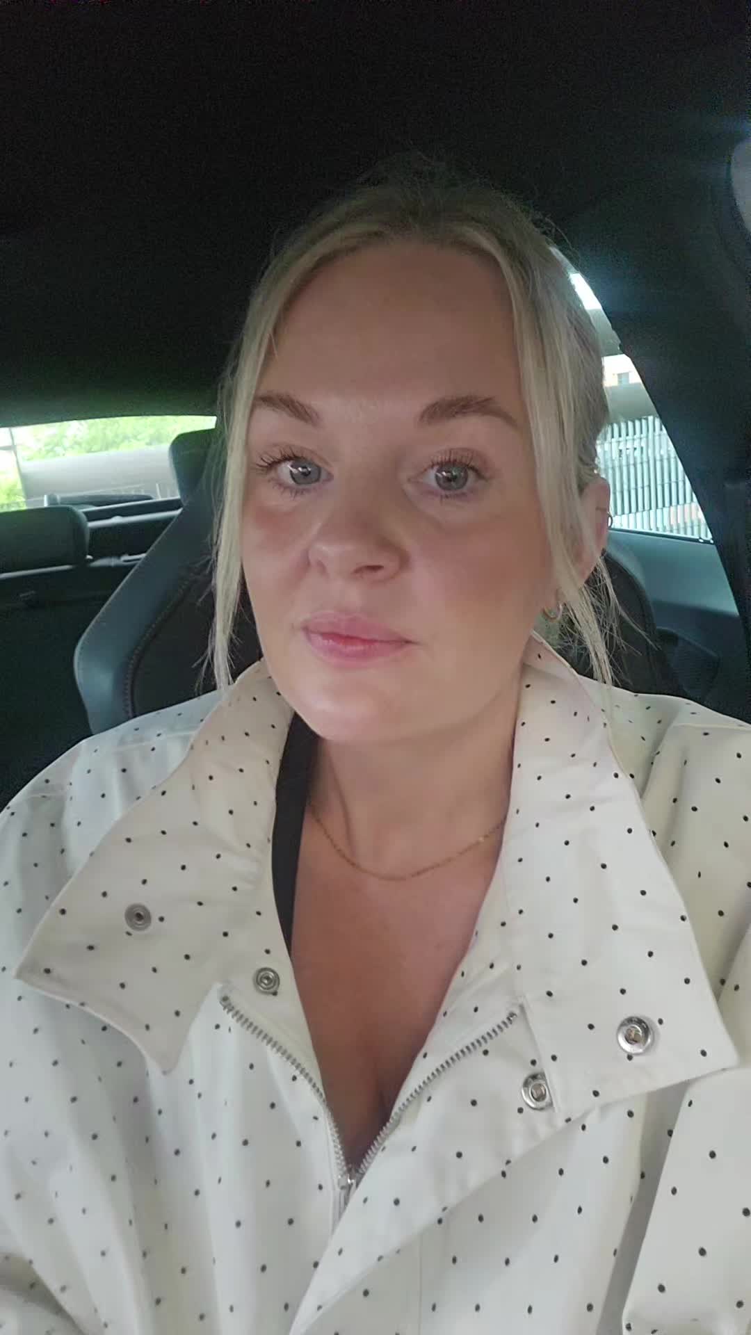 @inbrookesworld_withMum