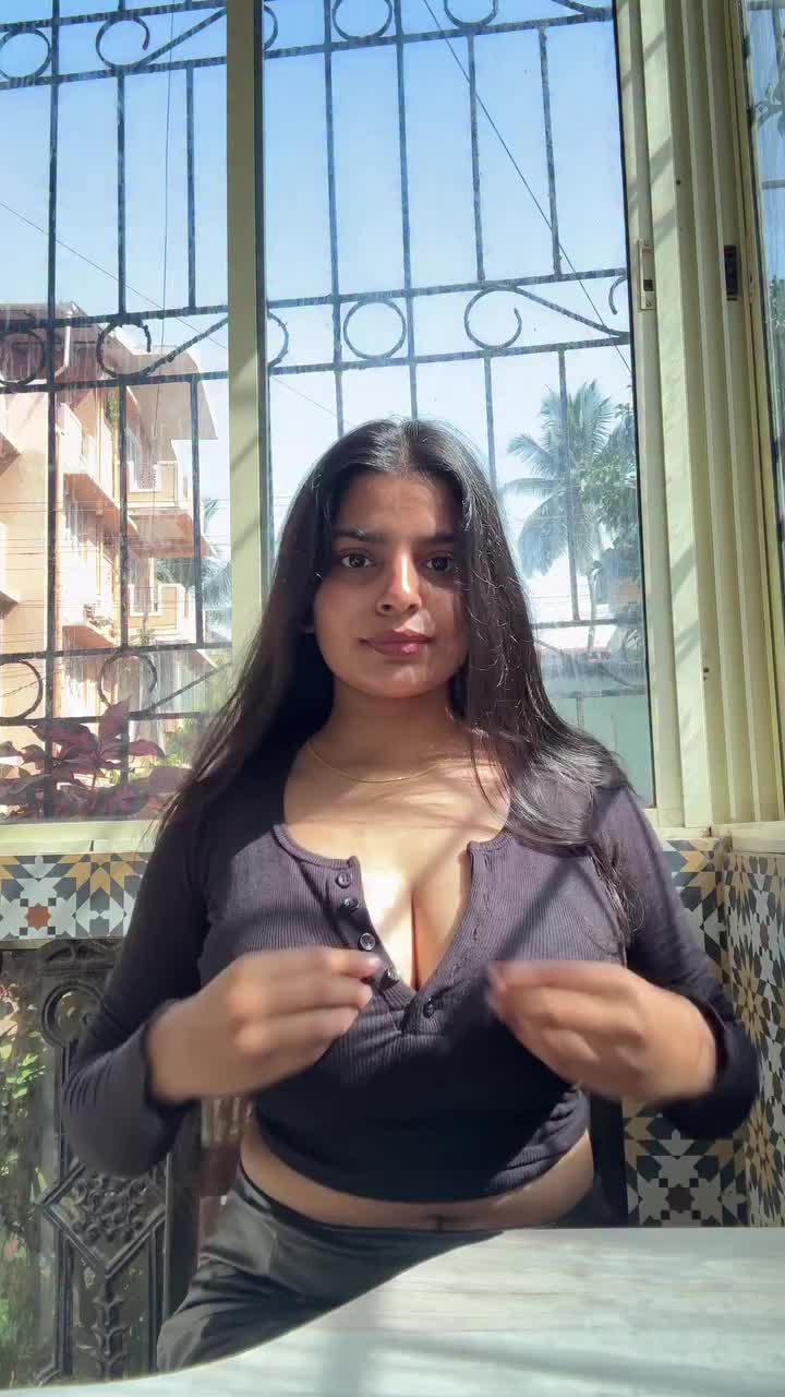 @Anushka_deokate