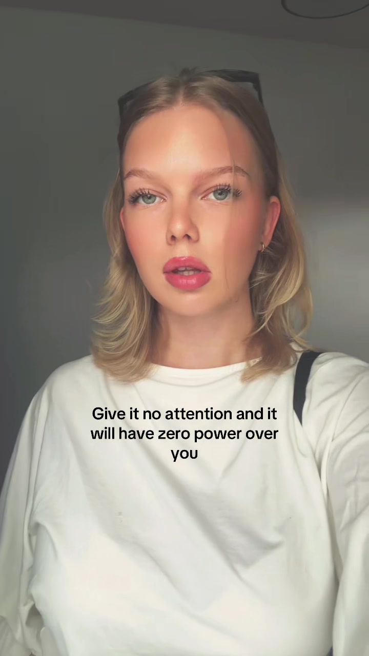 @𝓡