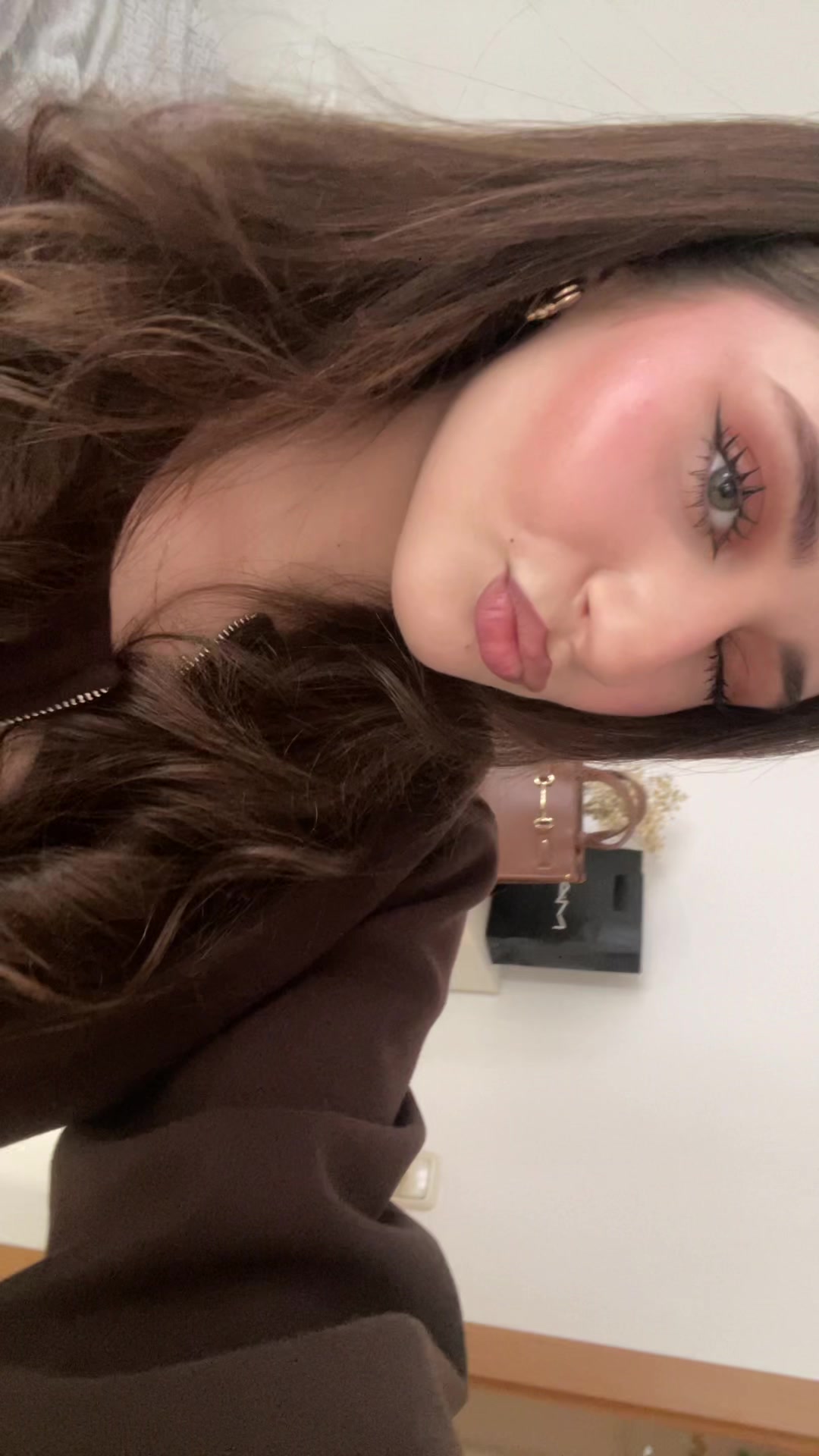 @🌑