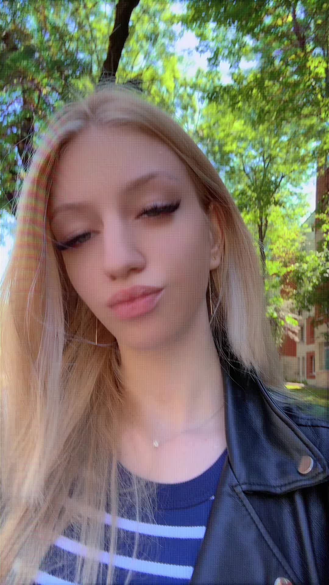 @Blondina😜