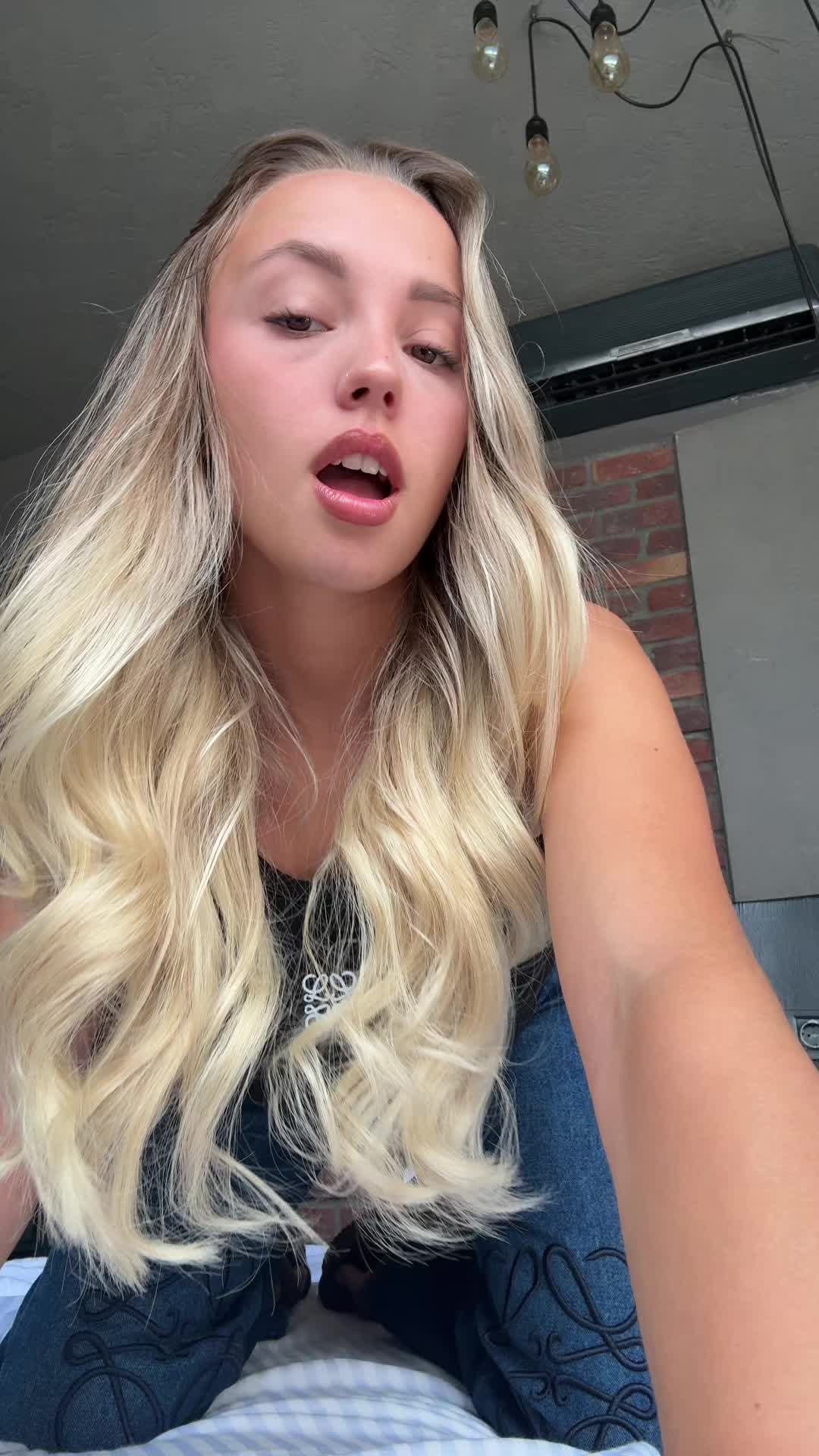 @jezabellosta