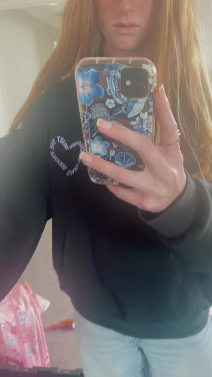 @𝒯𝒾𝒶𝒶🥂