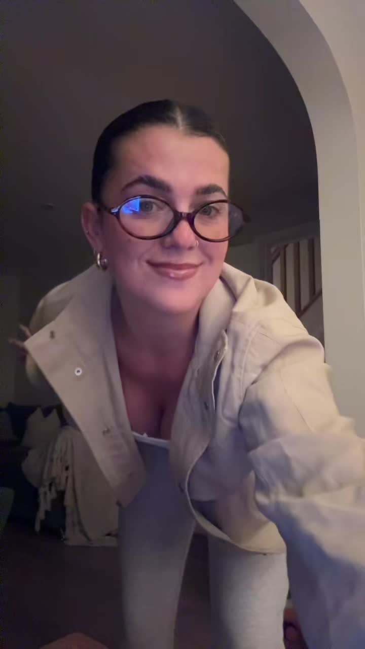 @elbuckles