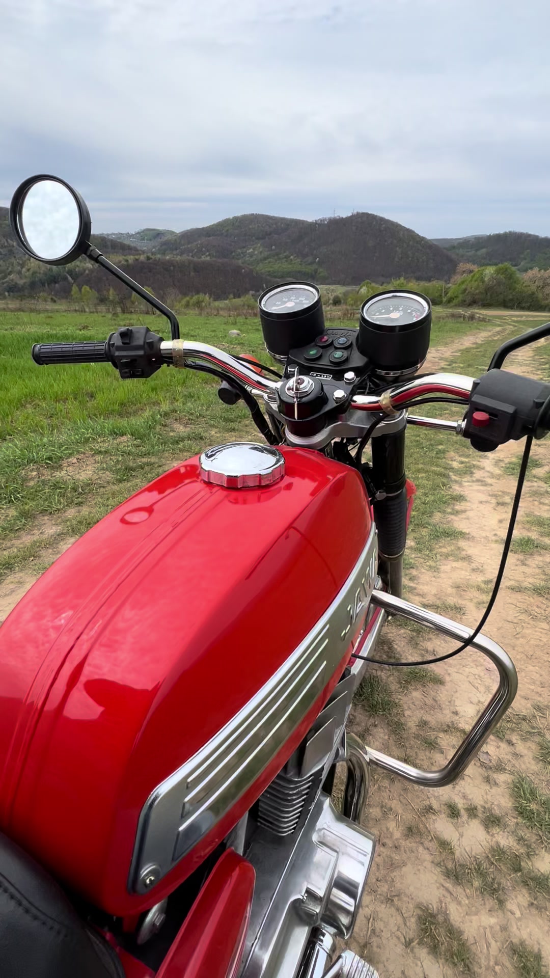 @motojawa350