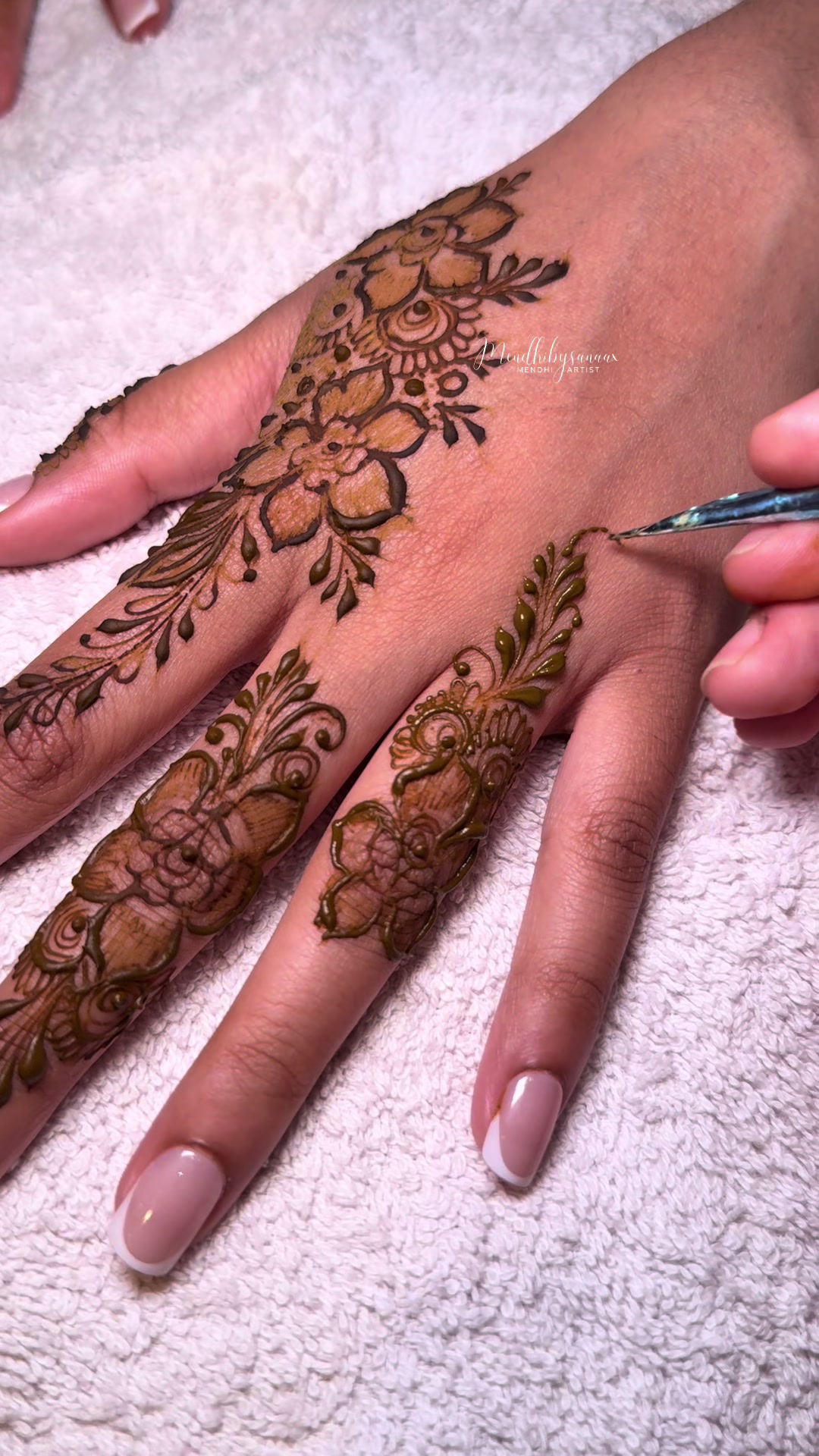 @Leicester Mendhi Artist