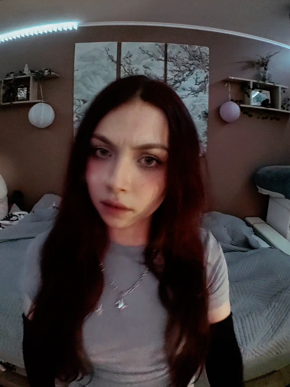 @Akailina