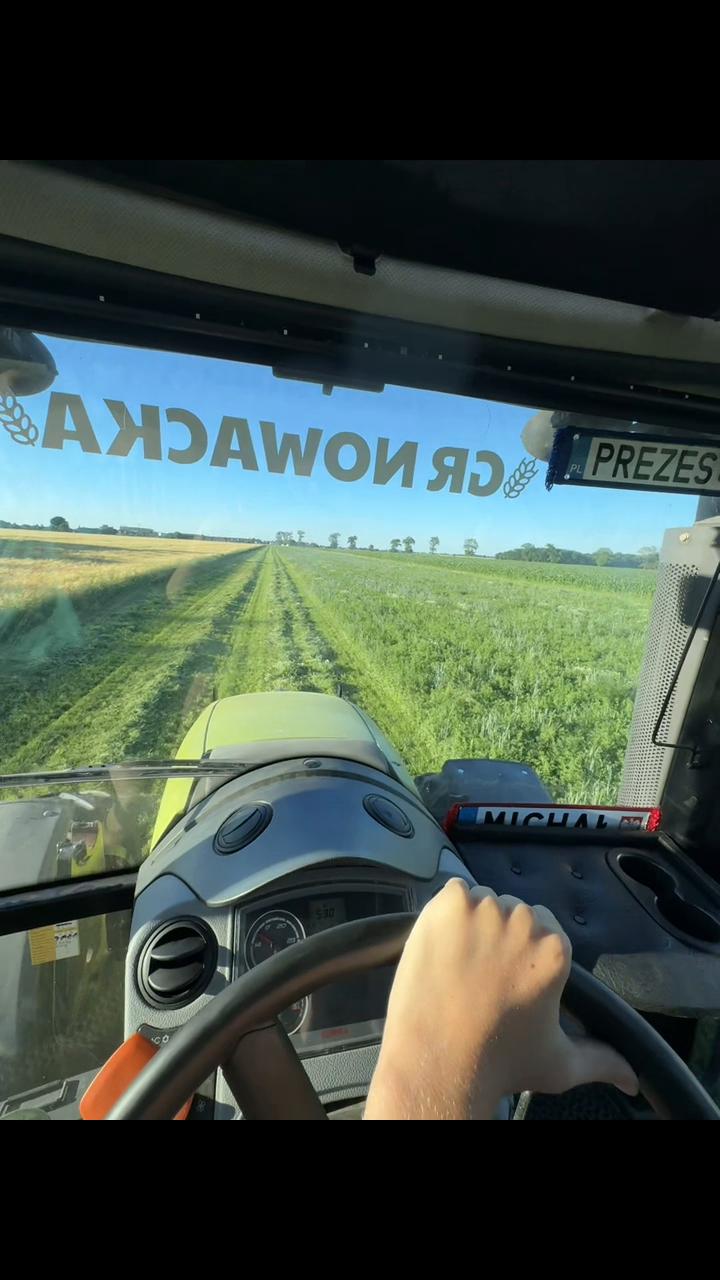 @Claas❤️🚜