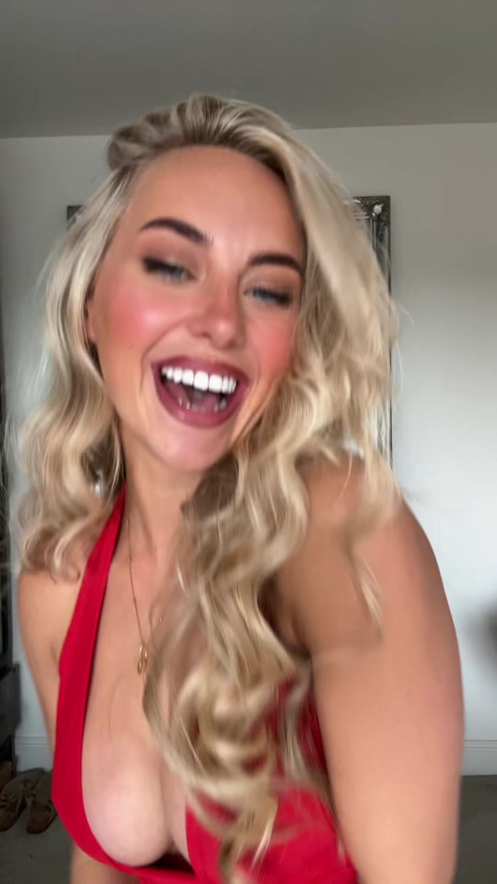@Rhiannon blue
