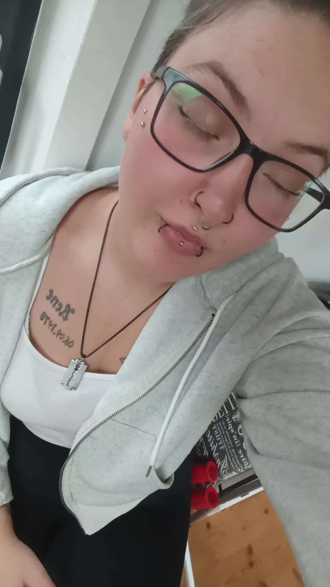 @Tante_Keckzii✨