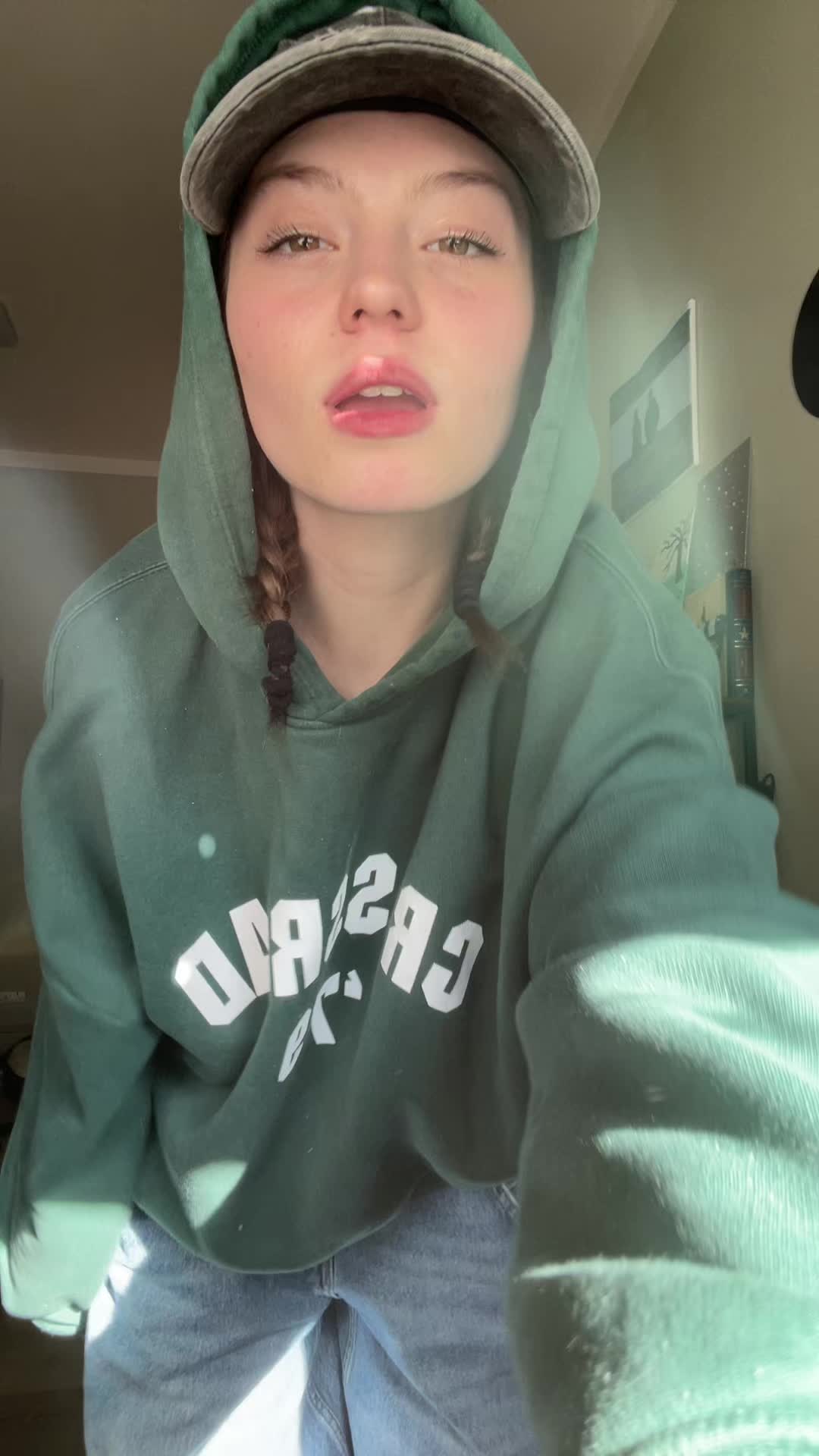 @Sophia