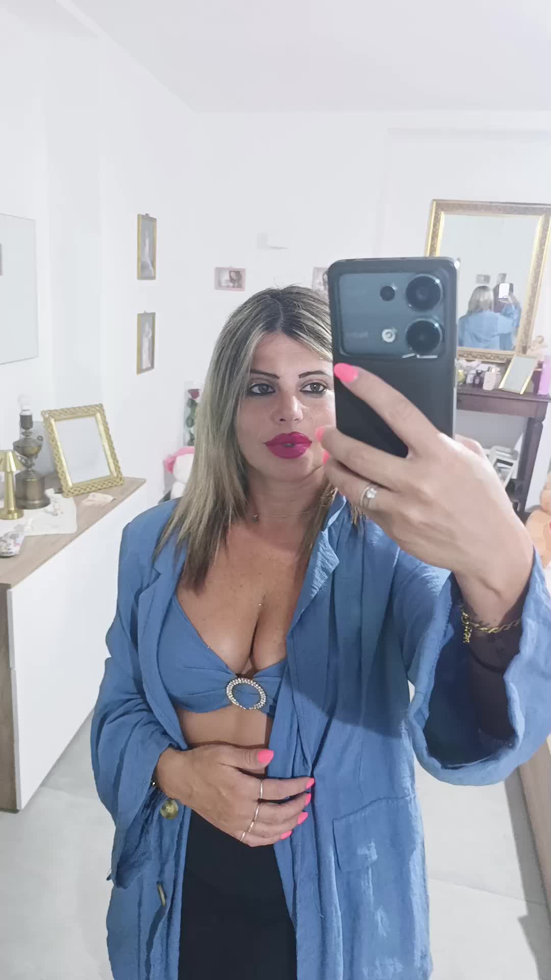 @Emanuela85 Napoletana