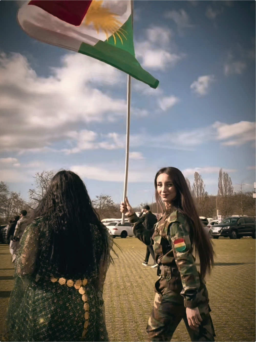 @Kurdish Girl 🌤️