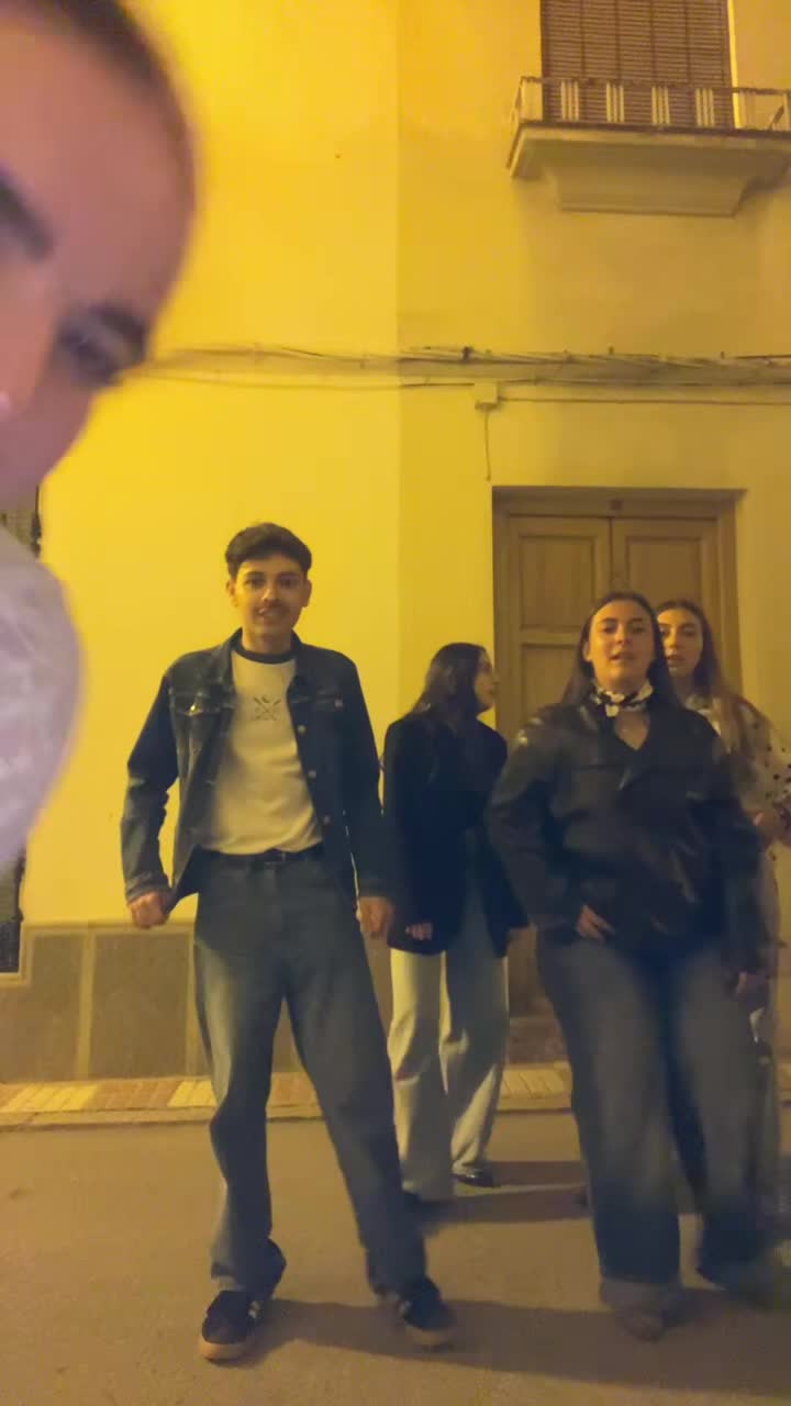@albiita🦔