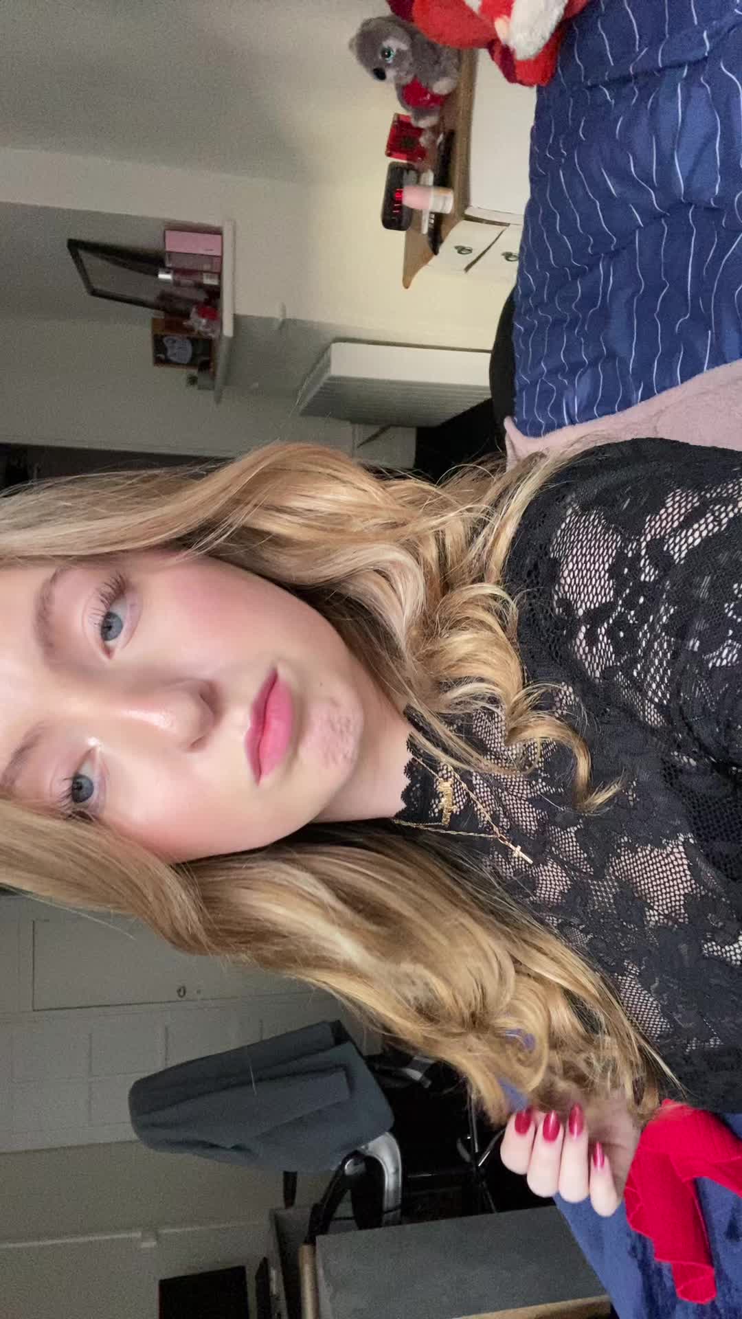 @Meïlynn 🌟