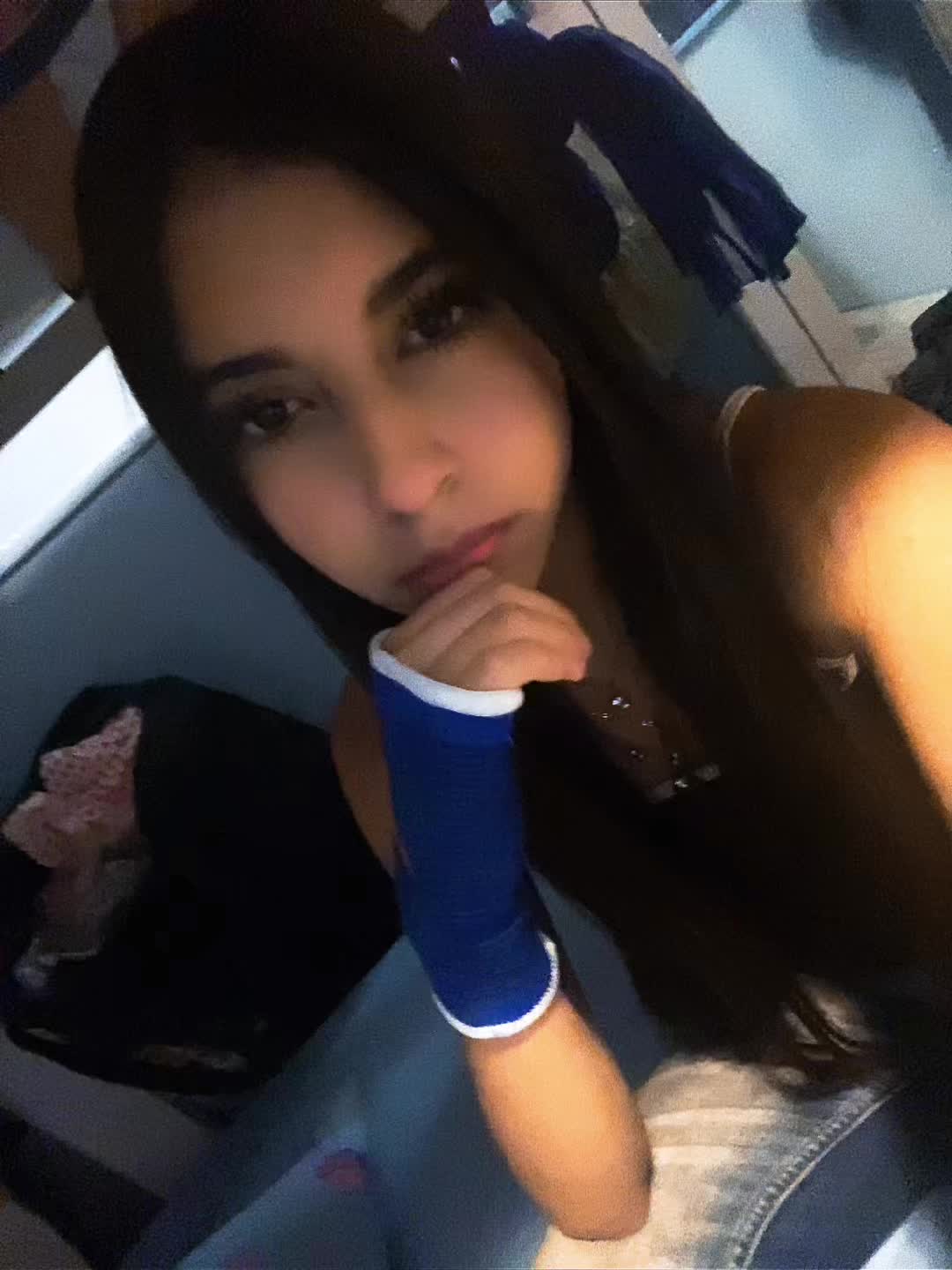 @𝐄𝐦𝐚𝐧𝐮𝐞𝐥𝐚💋