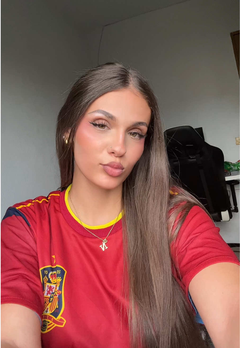 @𝓷𝓸𝓪💓