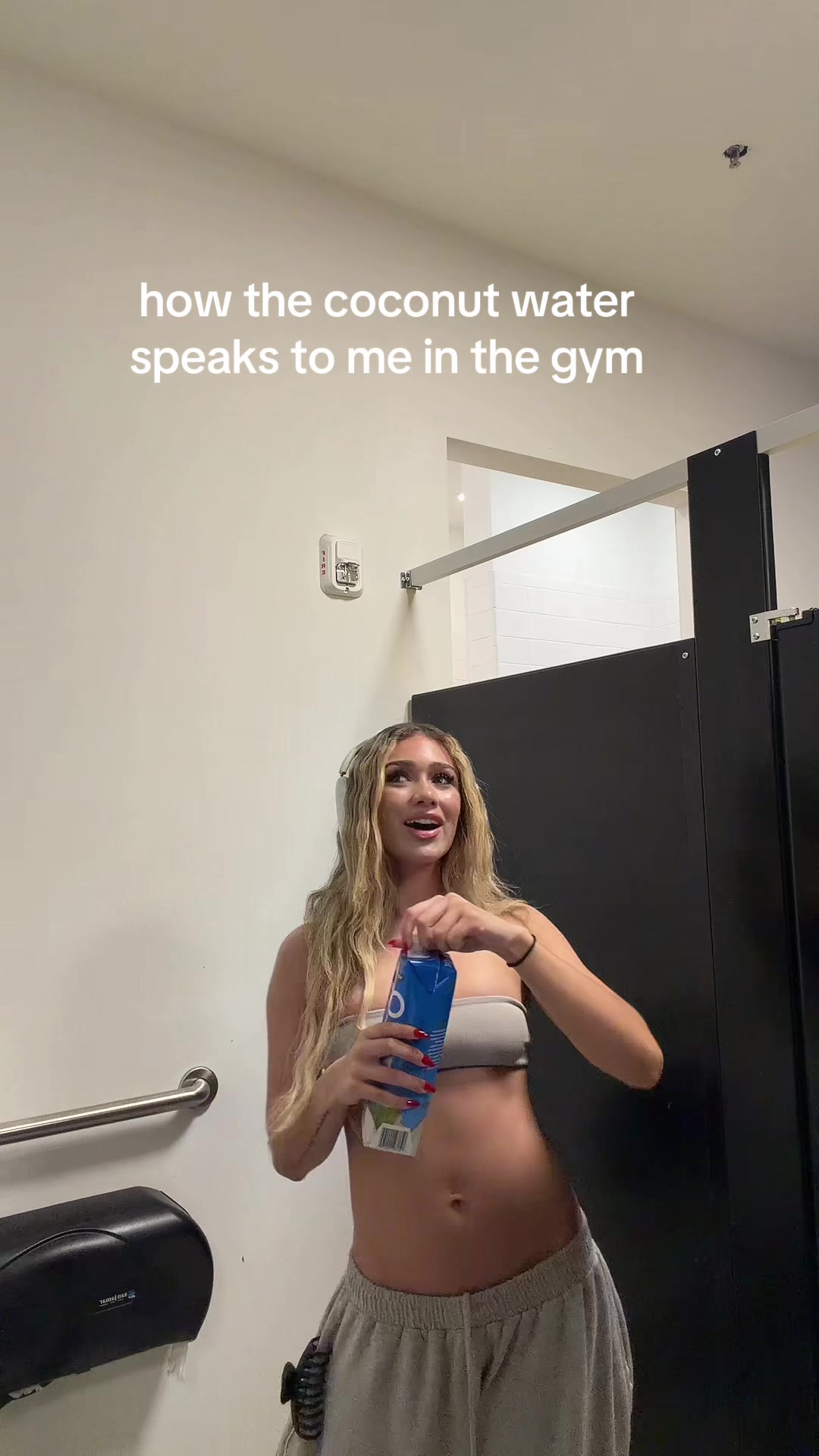 @miabellarivero