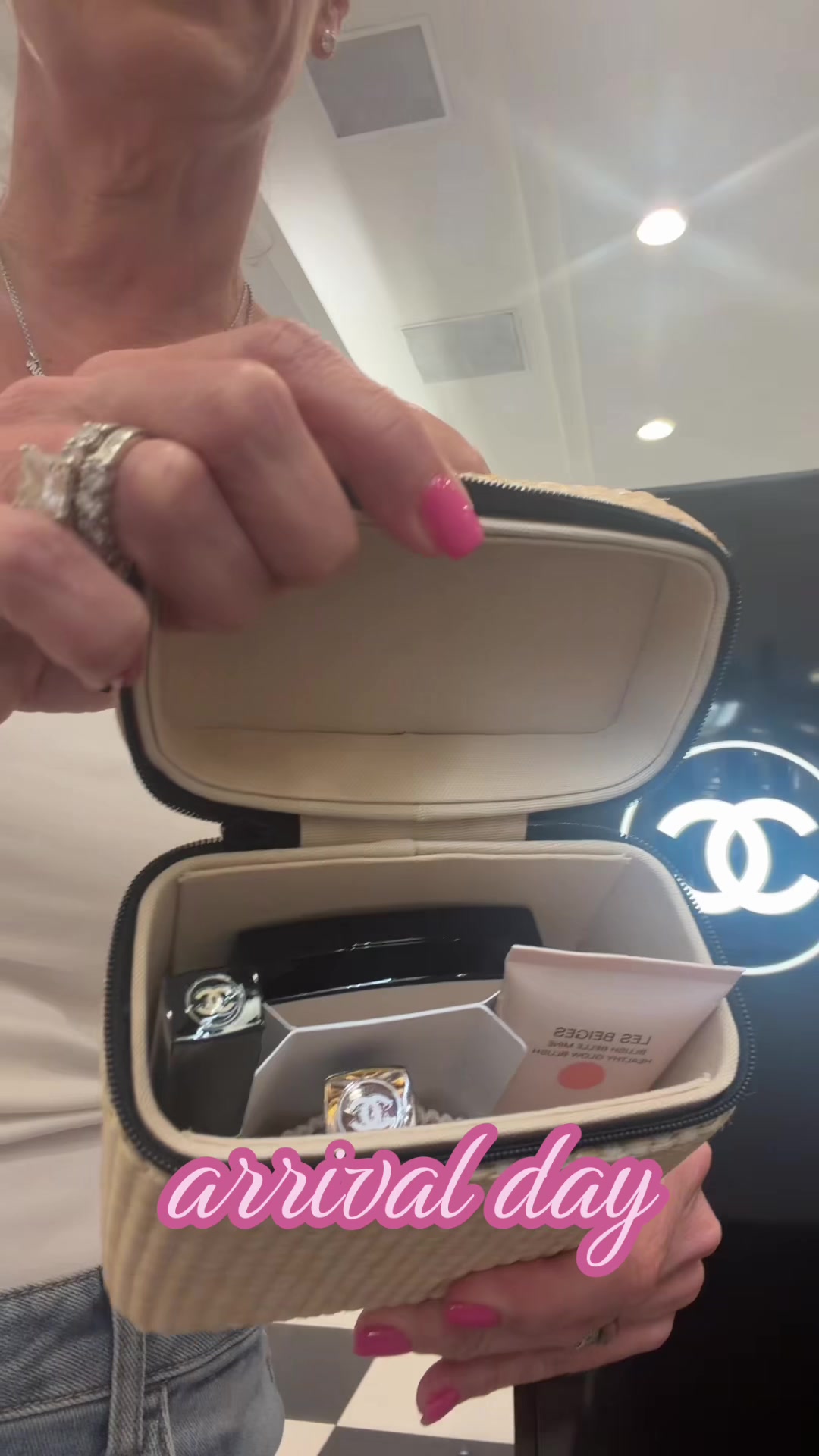 @CinderellaLife