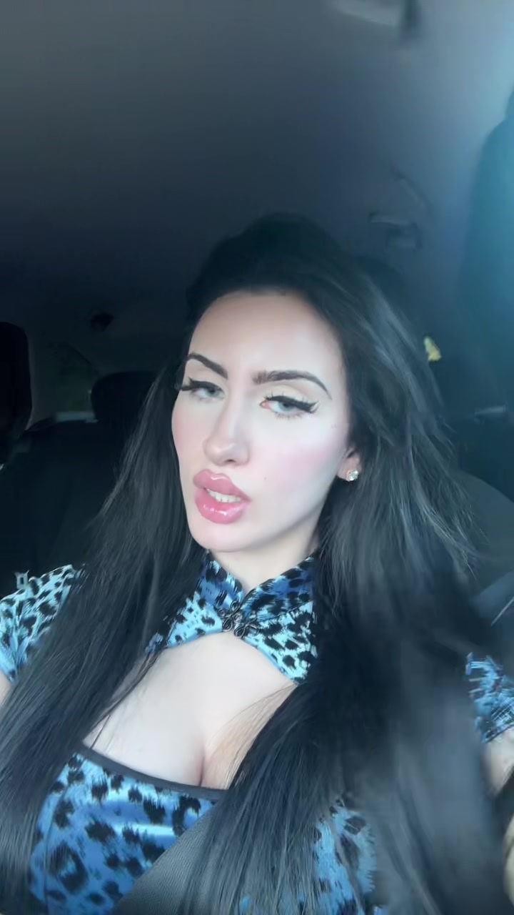 @𝐿𝐴𝑅𝐼 🐈&zwj;⬛🐾