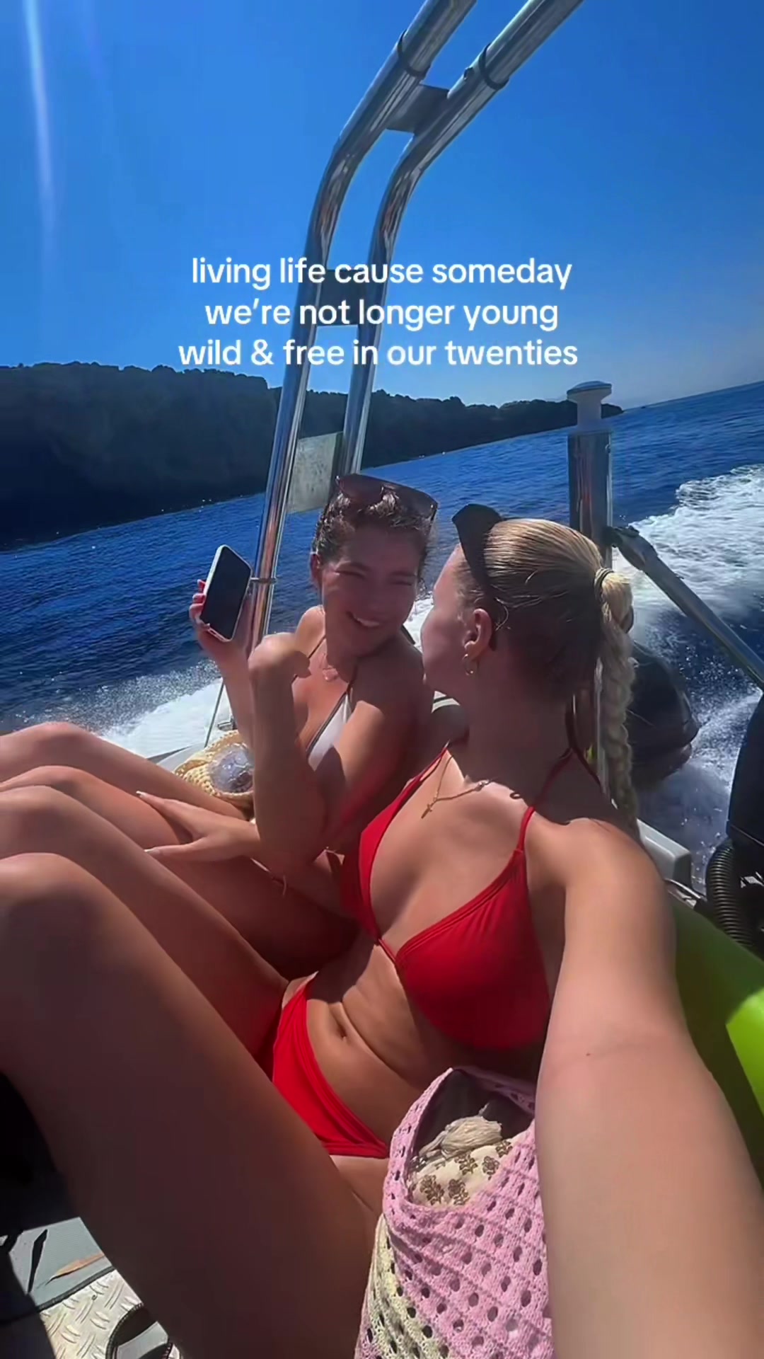 @emilyundlina