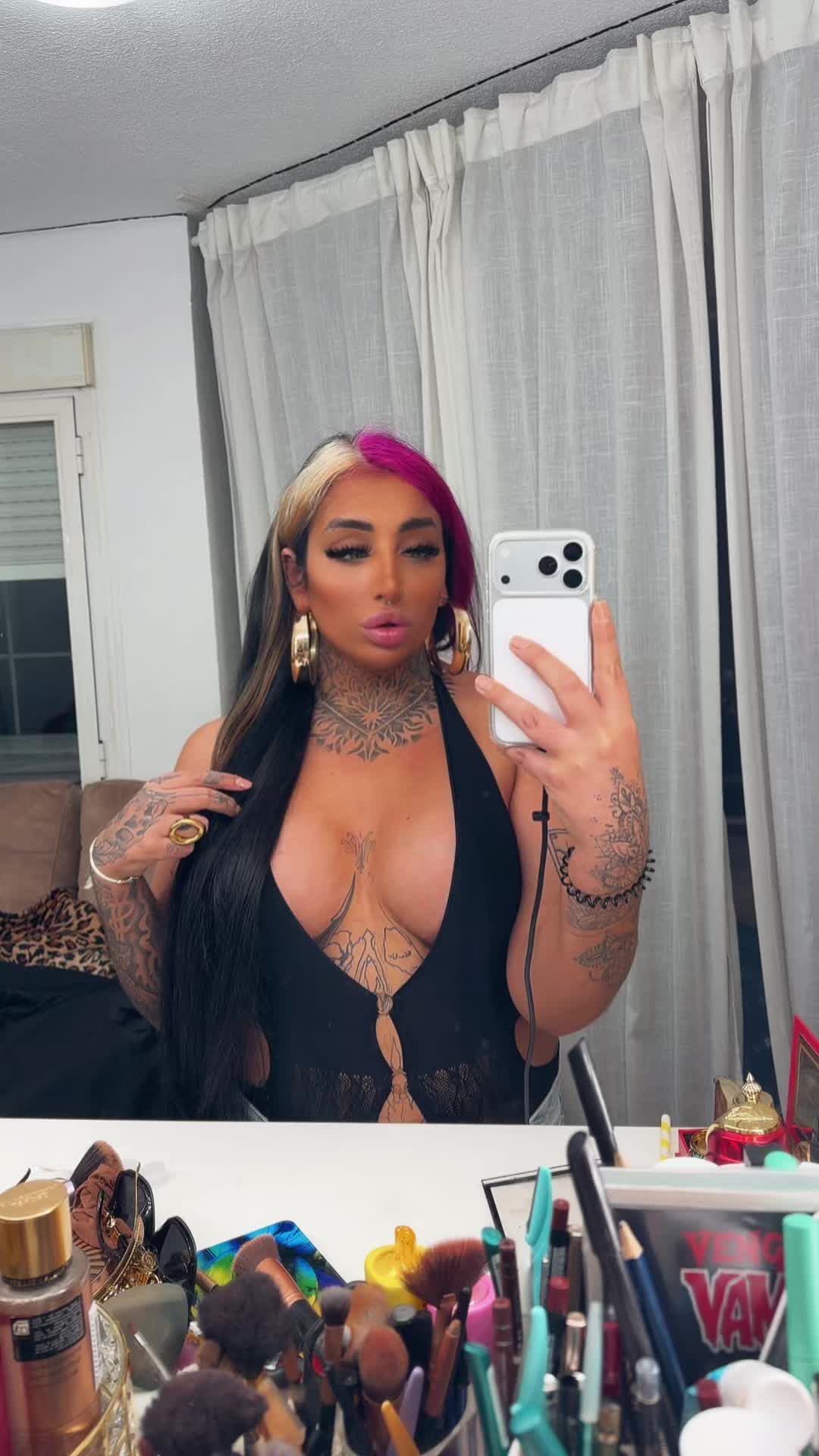 @Yolii