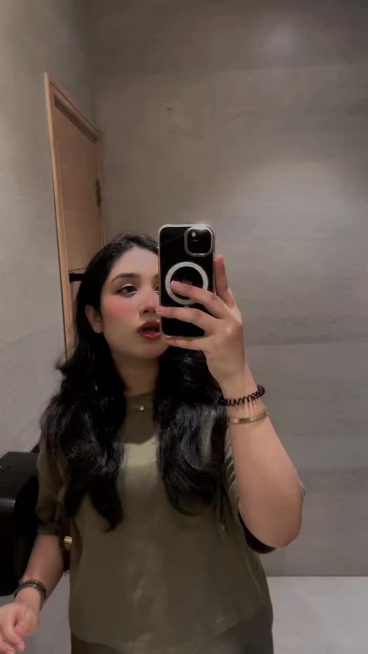 @annaparvez14