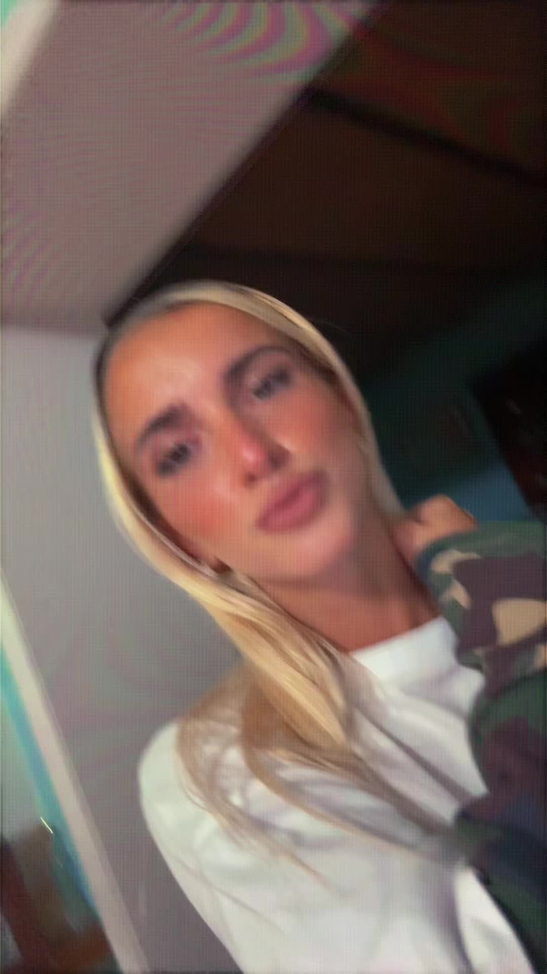 @angelica 🍒