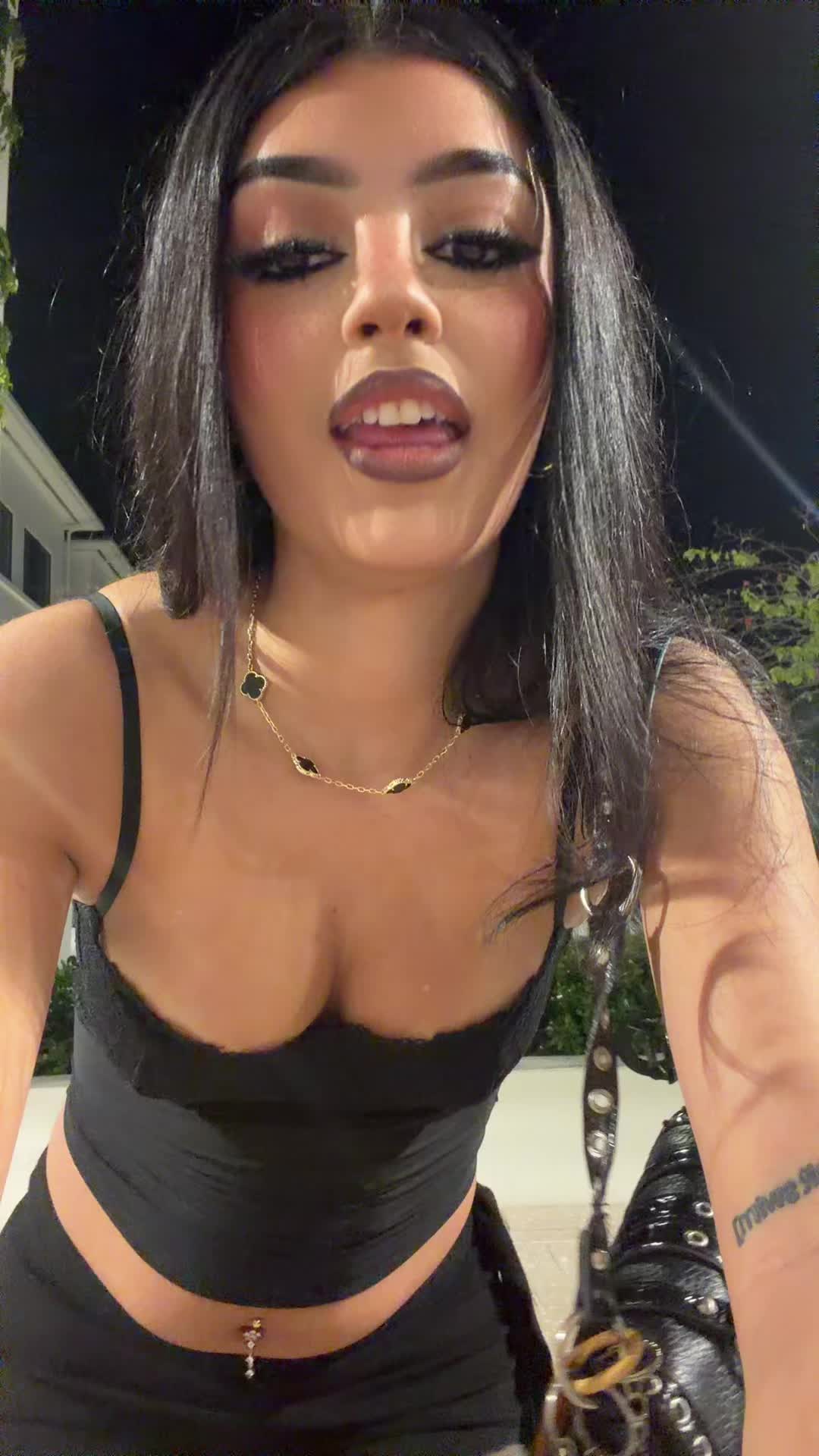 @J 🖤
