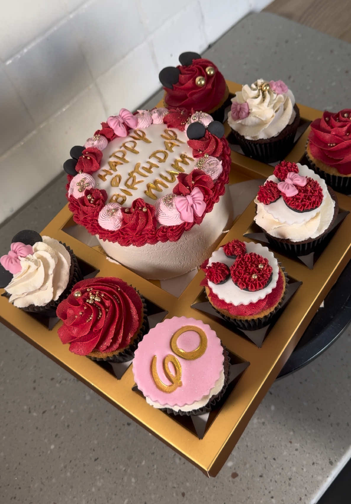 @Charlie's Sweet Cakes