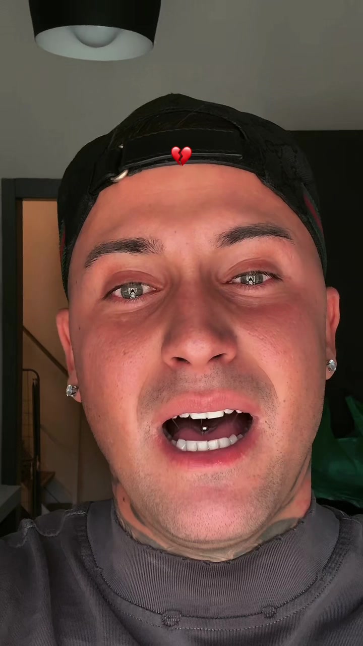 @Simoncino💔