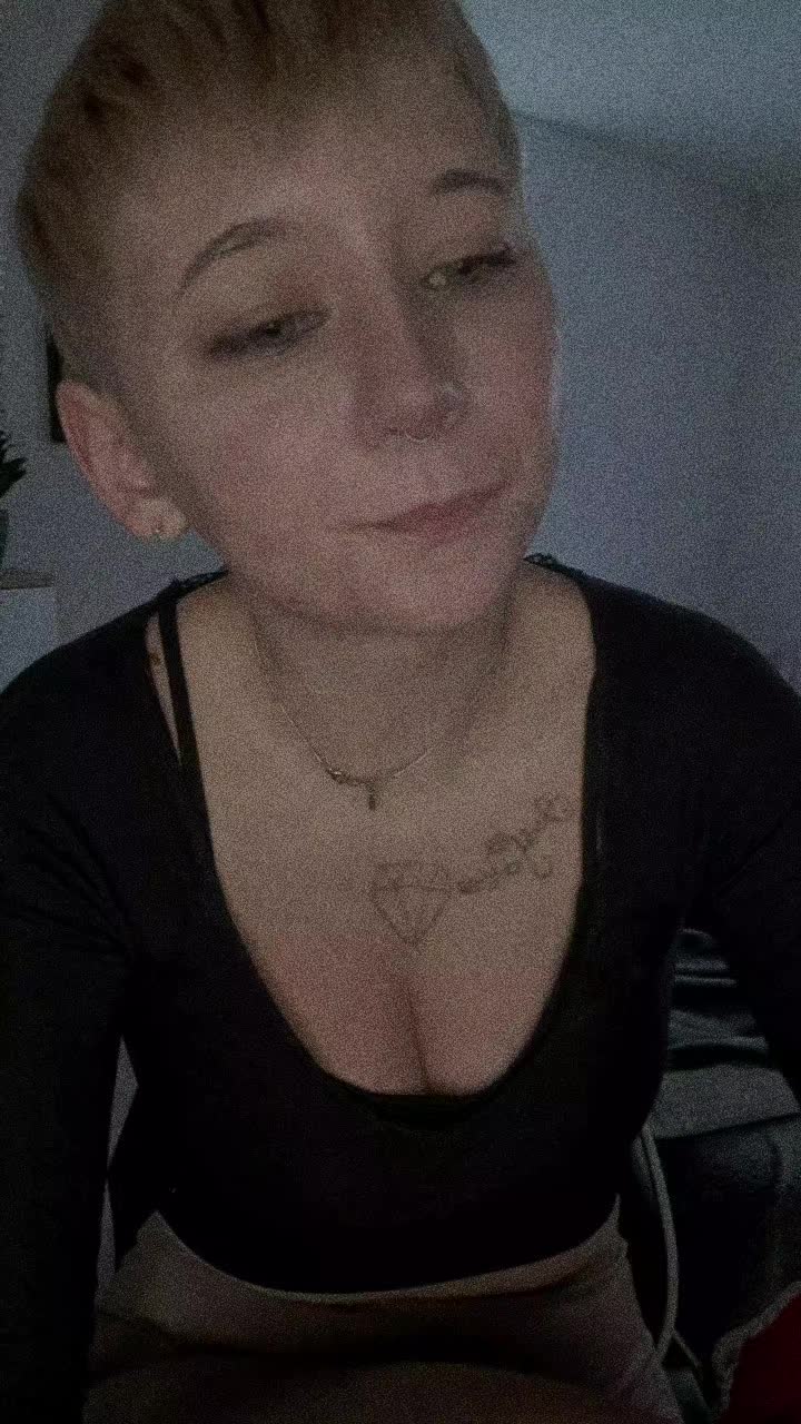 @Nachtfalter🦋