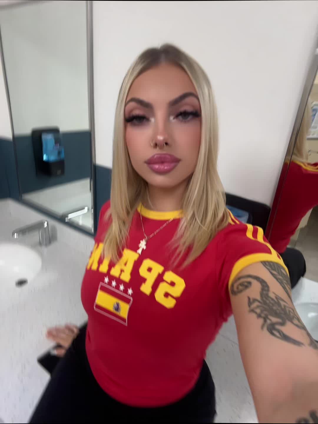 @haylee