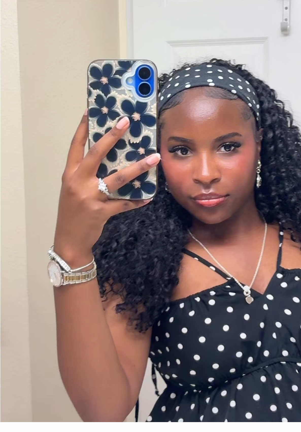 @itsqueenamaya