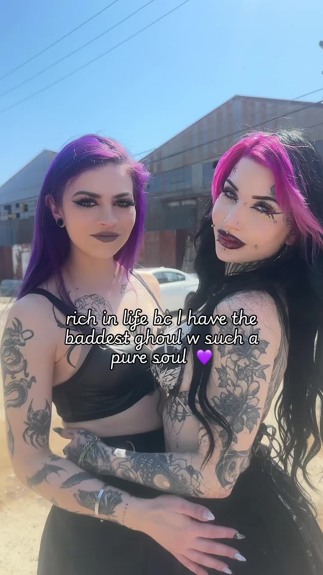 @xocoffinshorty