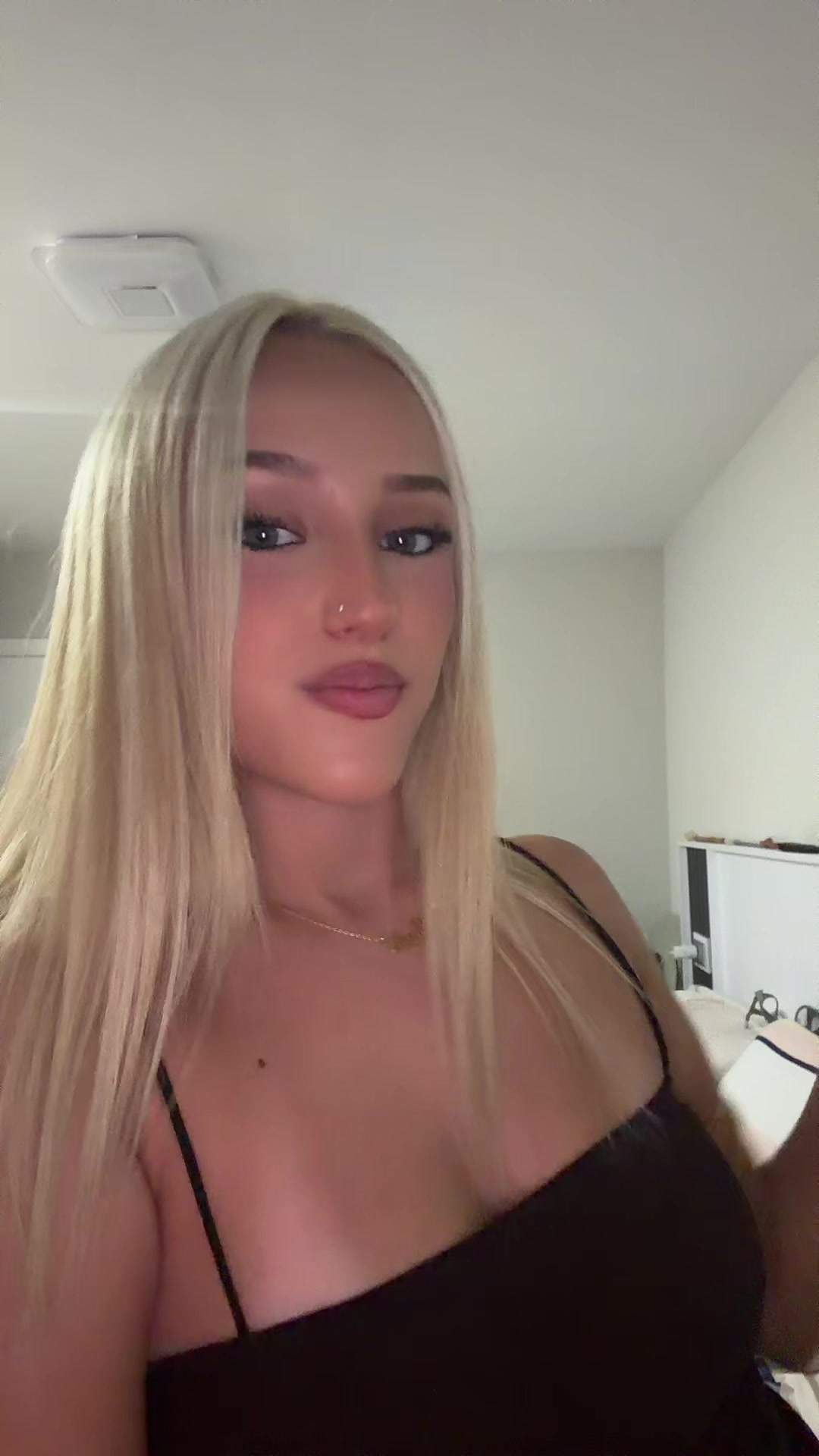 @💋