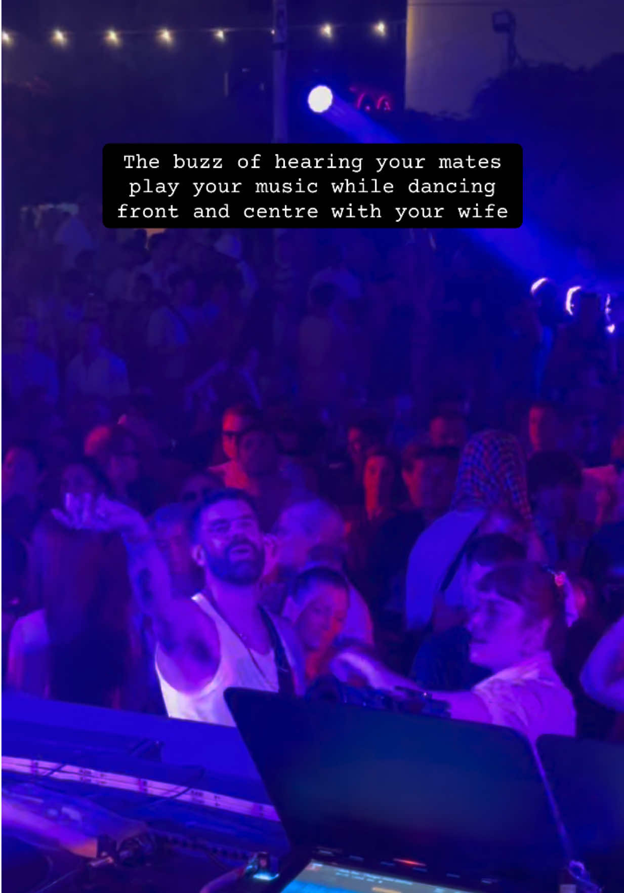 @Mella Dee