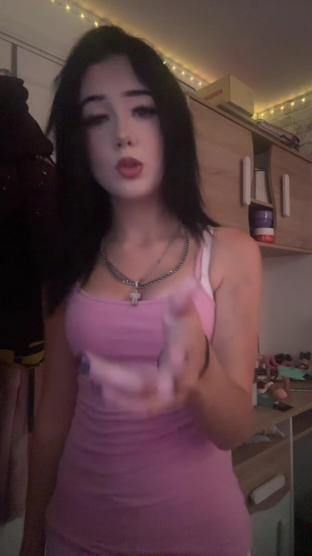 @skyegrace.