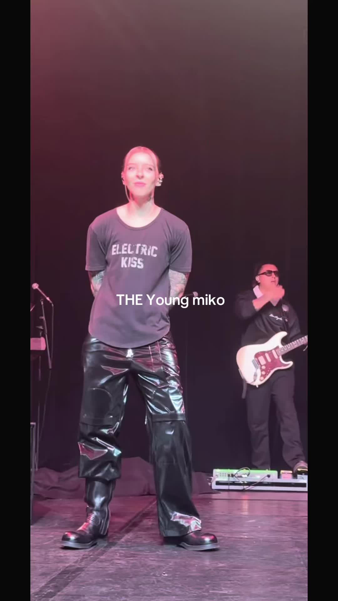 @young_miko<3