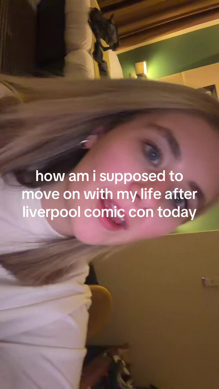 @julia 💖🍒🏠🐈⬛💋🪩