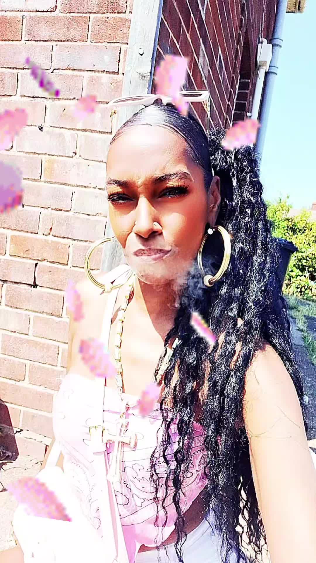 @CooleyQueen👑🇬🇧🇯🇲