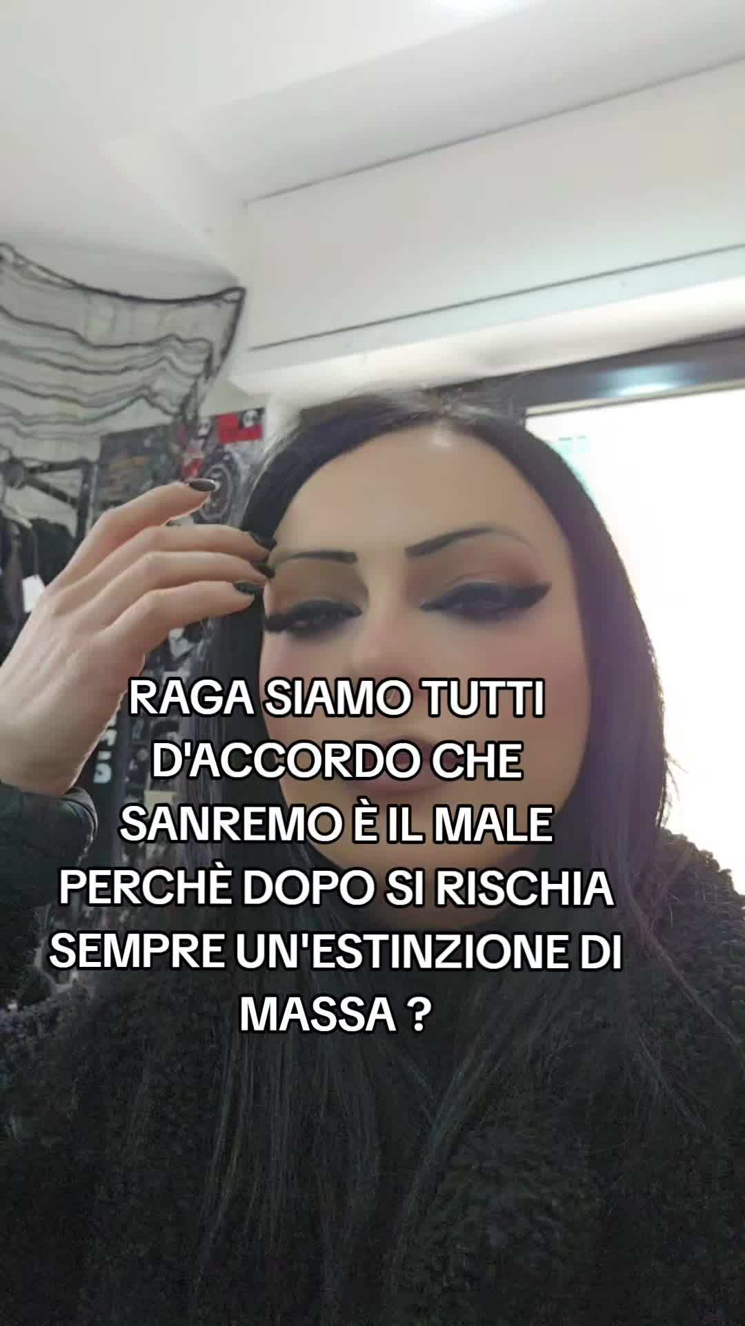 @Luna Gotica