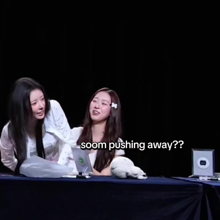 @Kae's Meme Keyring⁹¹⁰