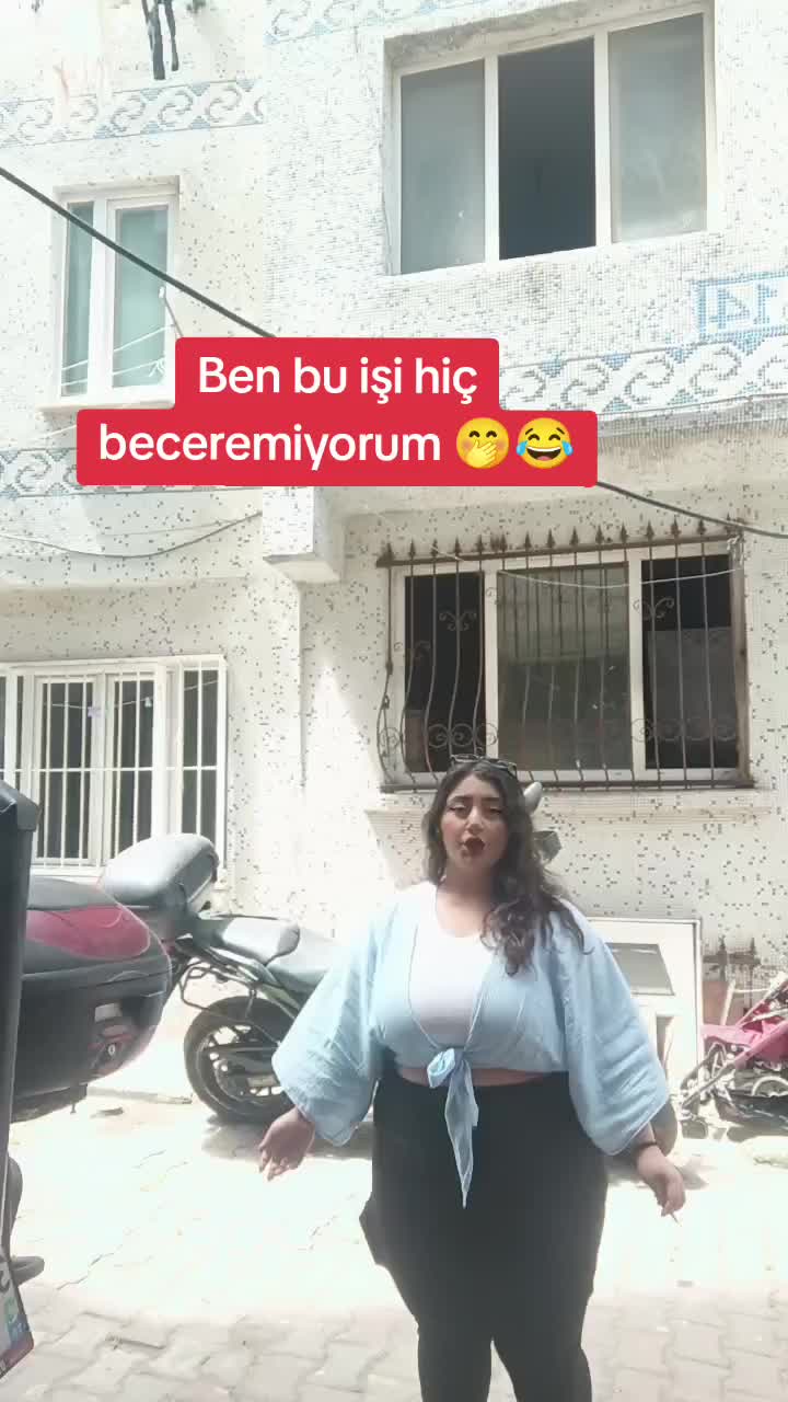 @Esra