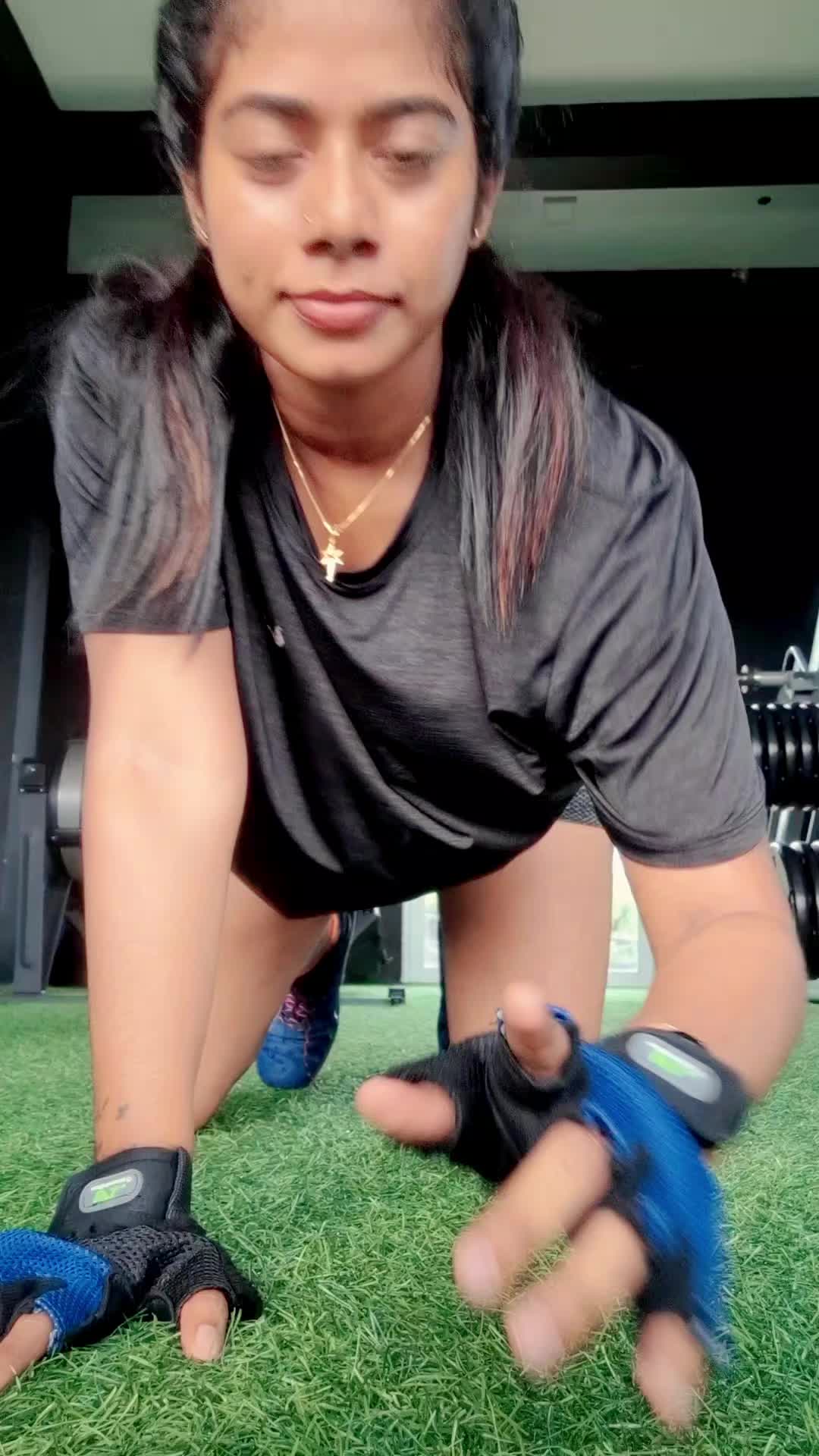 @kavi jansz (K.J)