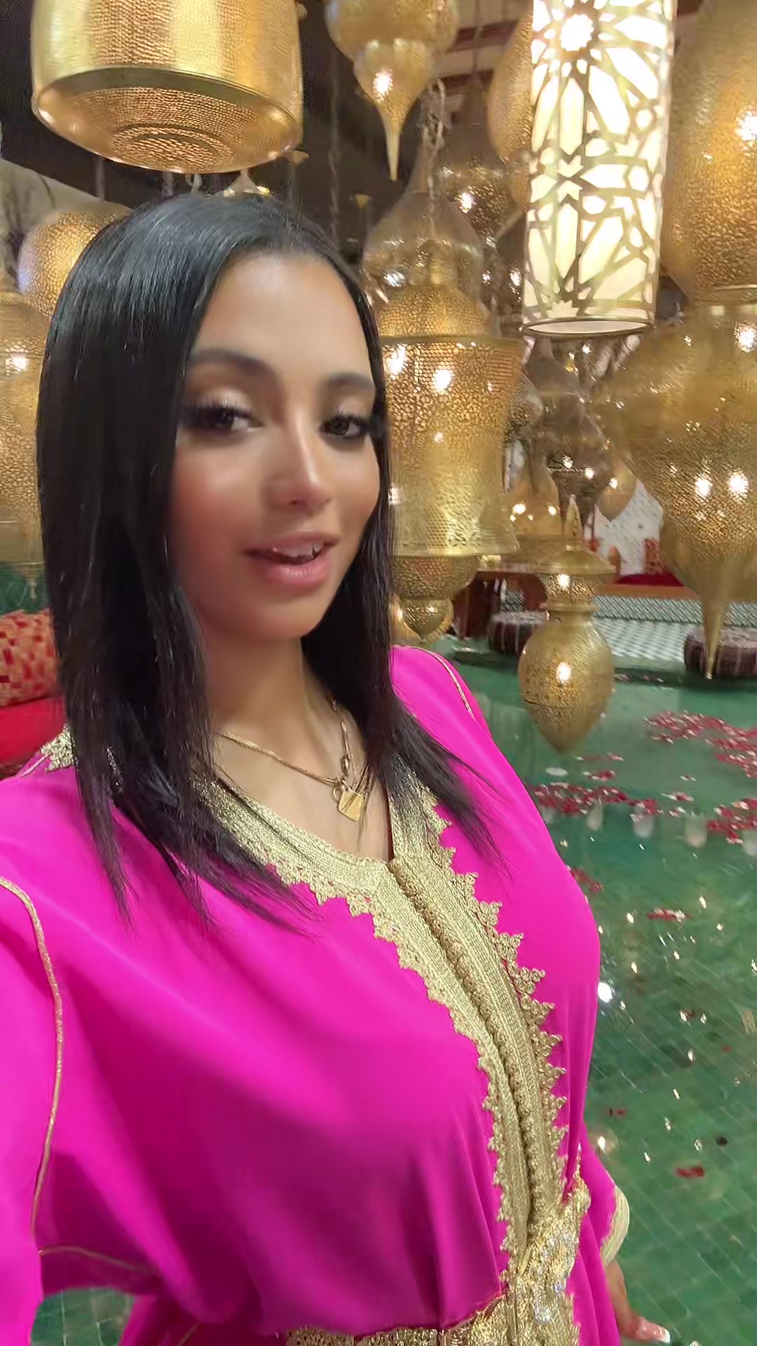 @Nora_adib