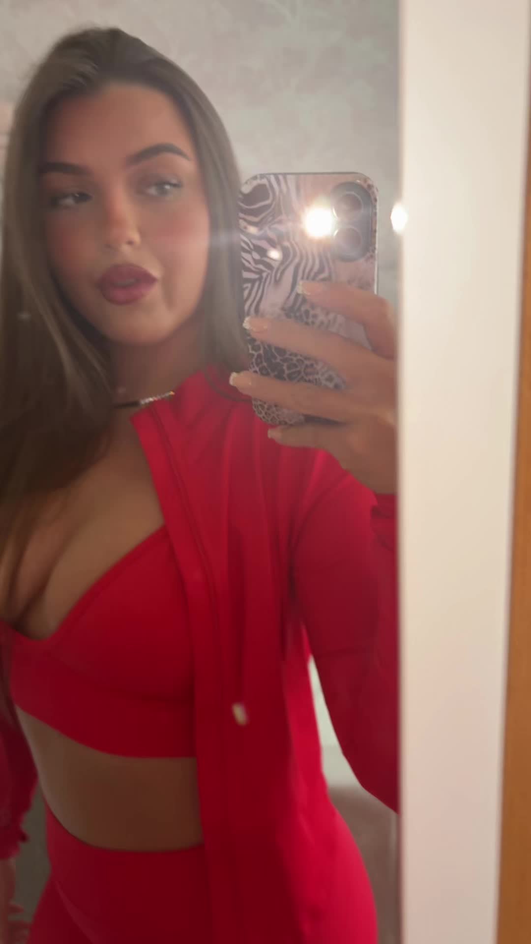 @catherine🐆☘️