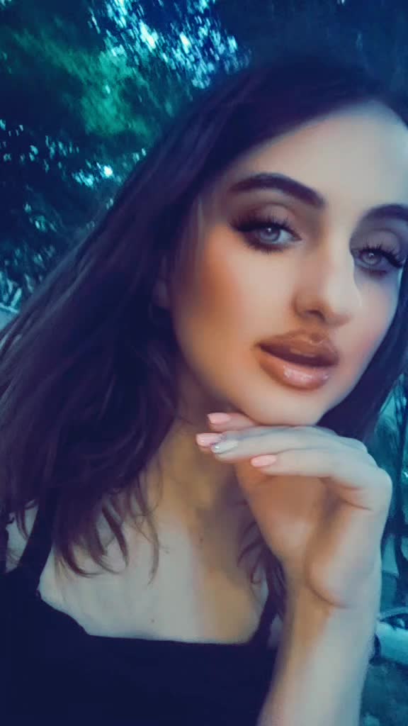 @Teodora