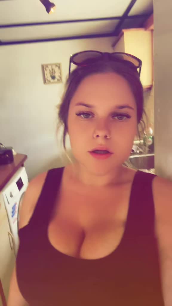 @Amielouise18